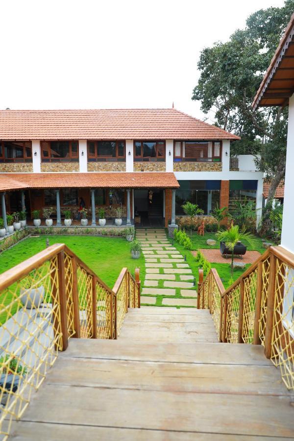 The Story Resorts & Spa Yercaud Bagian luar foto