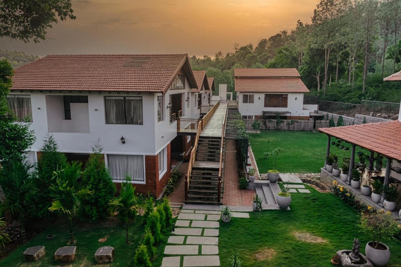 The Story Resorts & Spa Yercaud Bagian luar foto